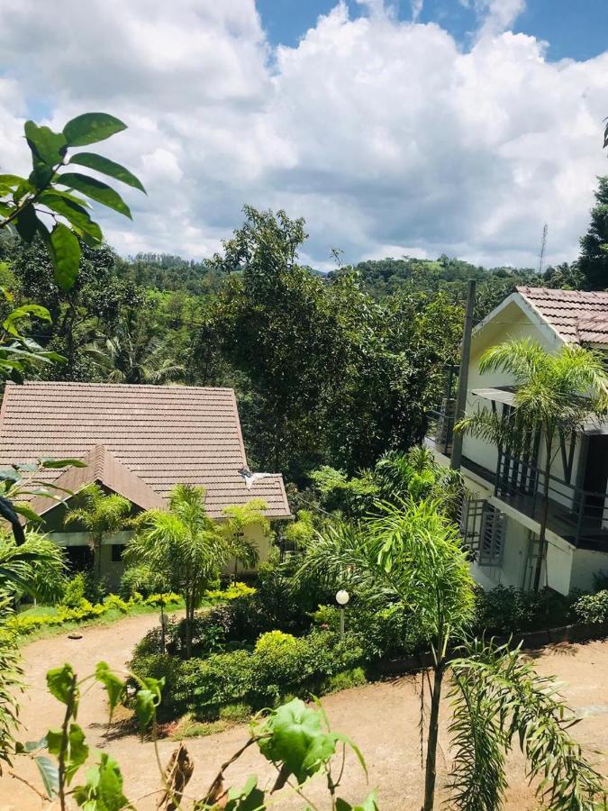 Letstay Vythiri Hill Palace المظهر الخارجي الصورة