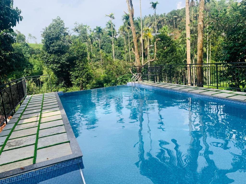 Letstay Vythiri Hill Palace المظهر الخارجي الصورة
